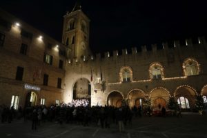coro-e-piazza